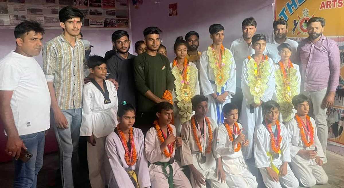 ताइक्वांडो प्रतियोगिता में दस खिलाड़ियों ने जीते पदक